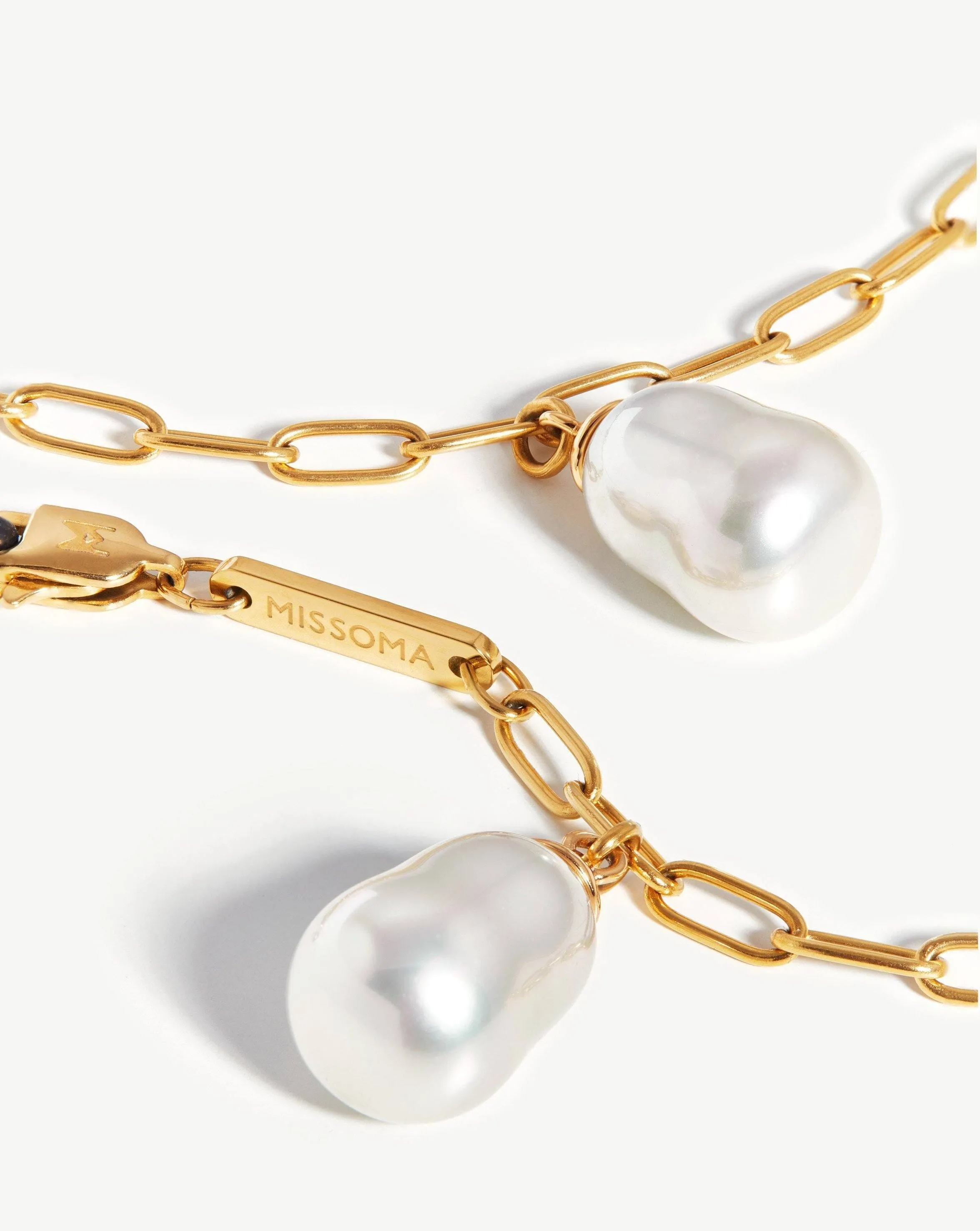 Baroque Pearl Charm Eyewear Chain | 18ct Gold Plated/Pearl
