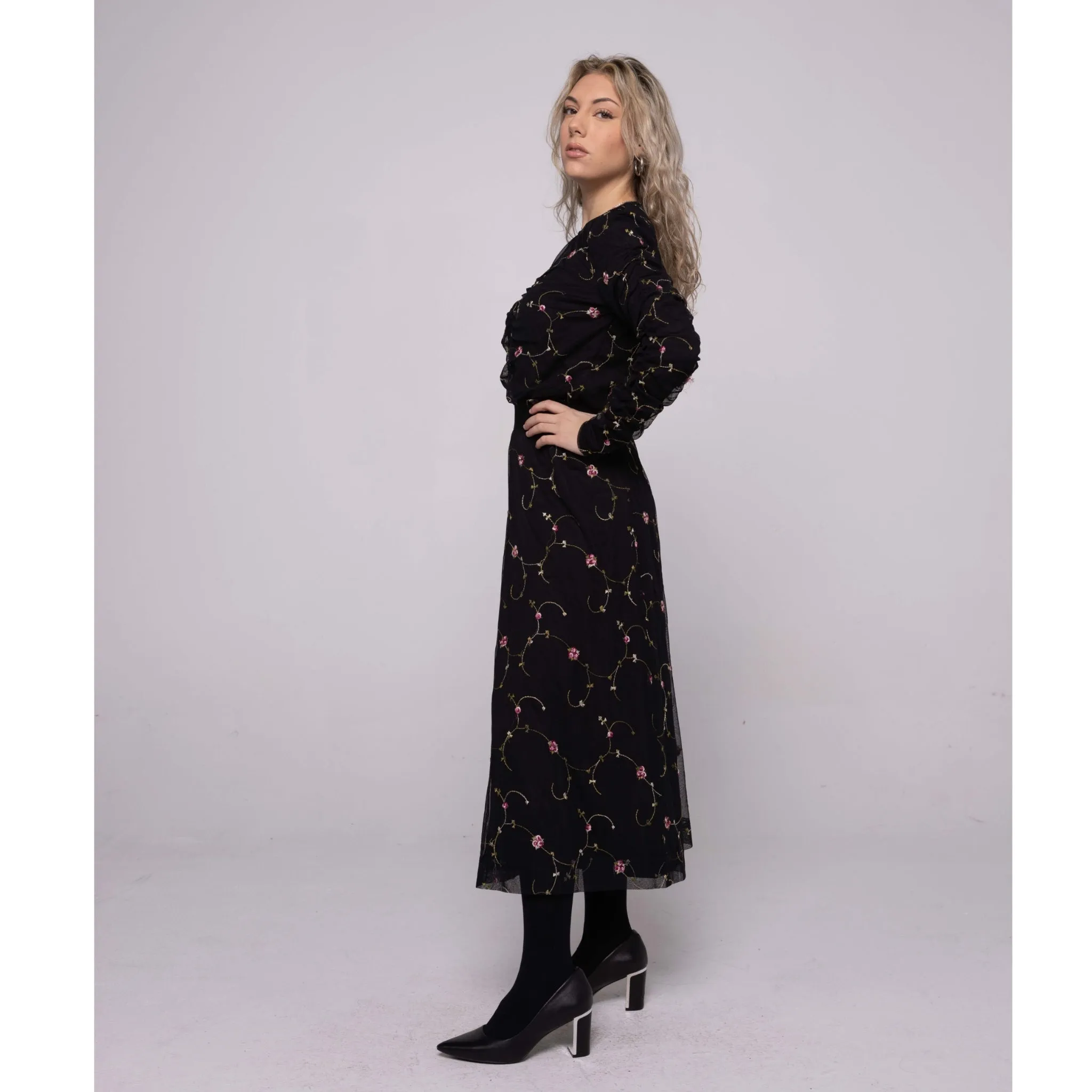 Embroidered Mesh Set by Ivee