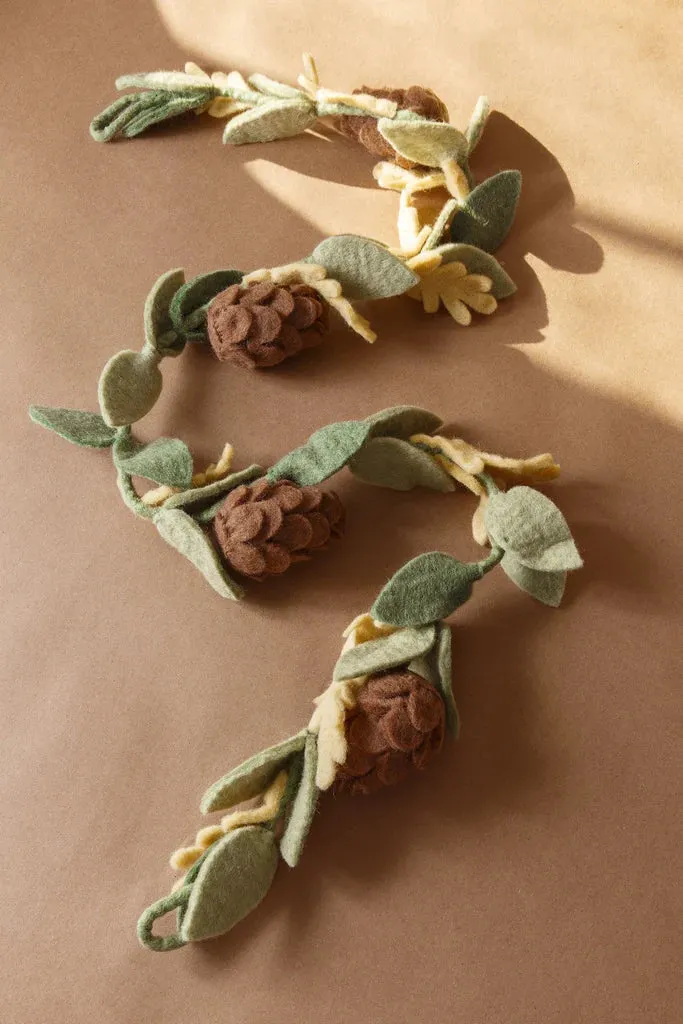 Felt Christmas Garland