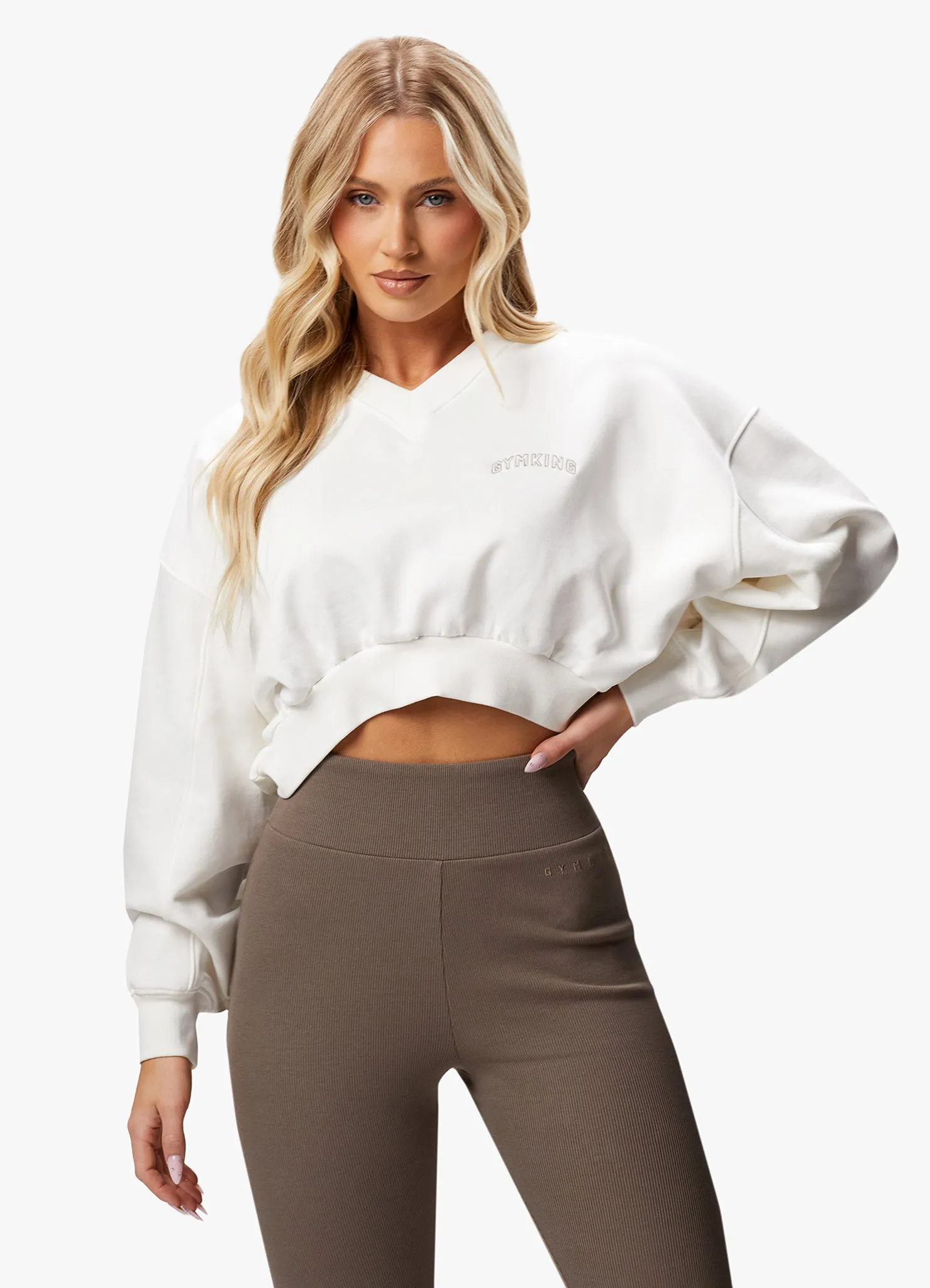 Gym King Refresh Crop Crew & Jogger - Cream