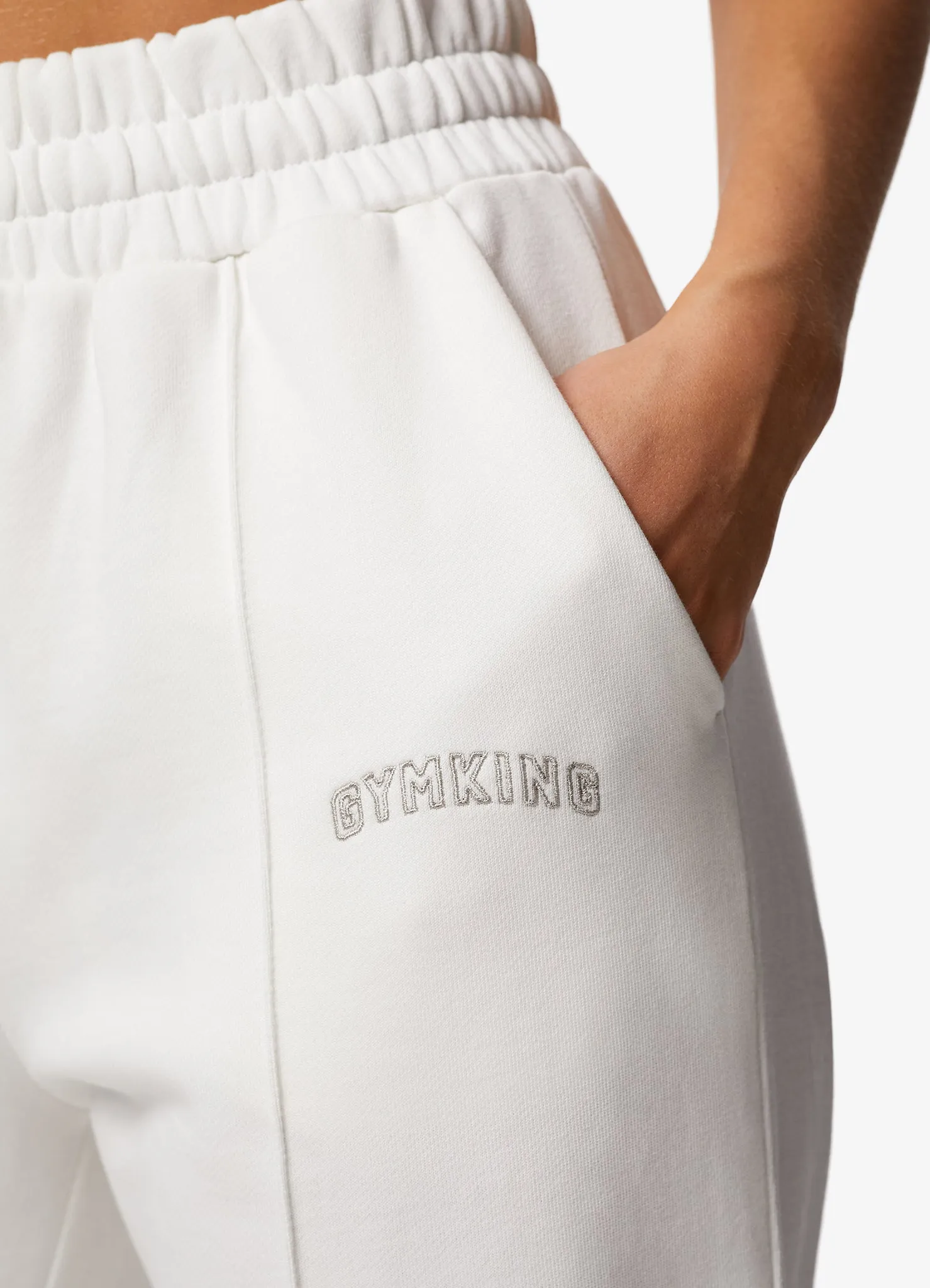 Gym King Refresh Crop Crew & Jogger - Cream