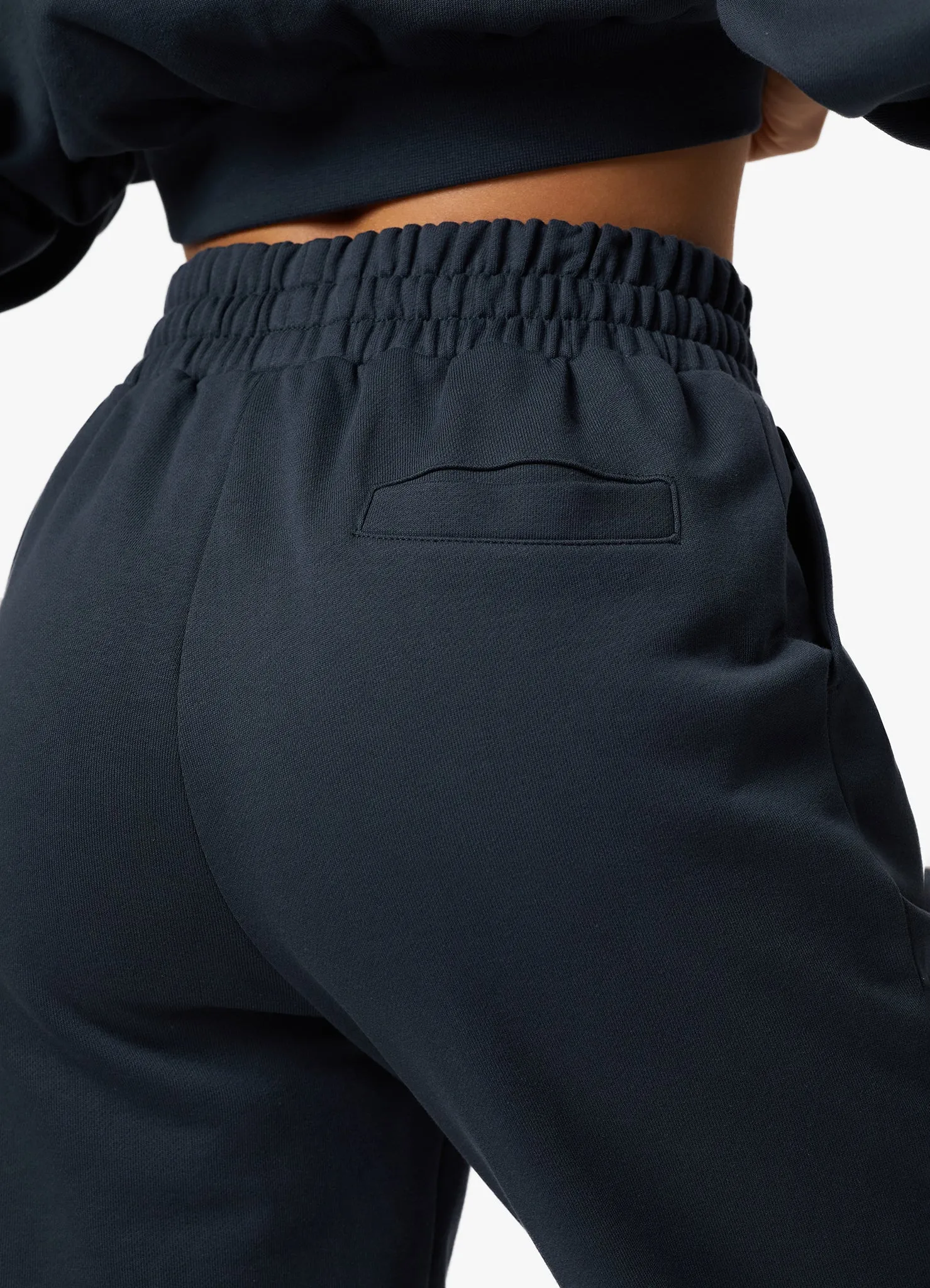 Gym King Refresh Crop Crew & Jogger - Deep Slate Blue