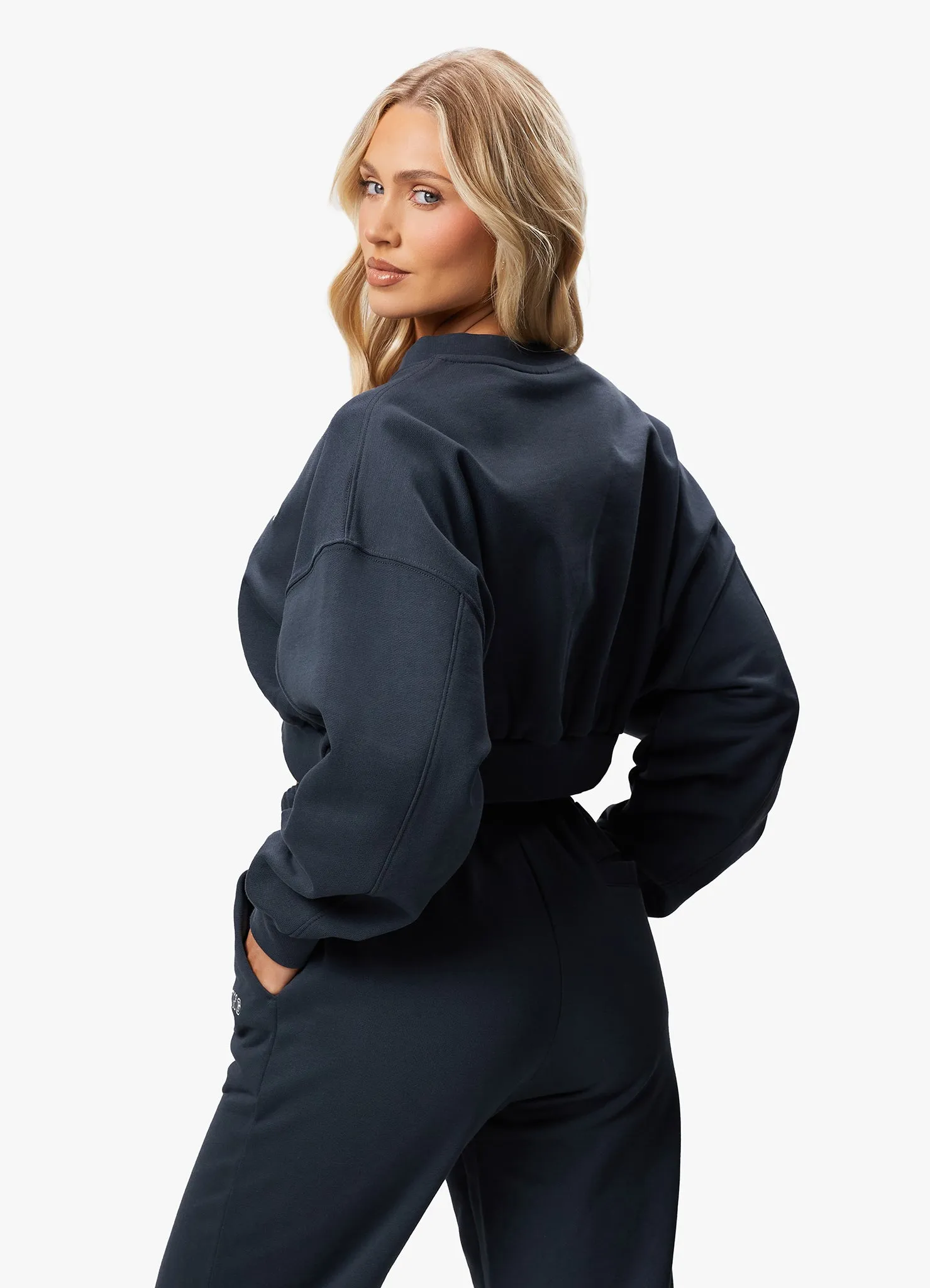 Gym King Refresh Crop Crew & Jogger - Deep Slate Blue