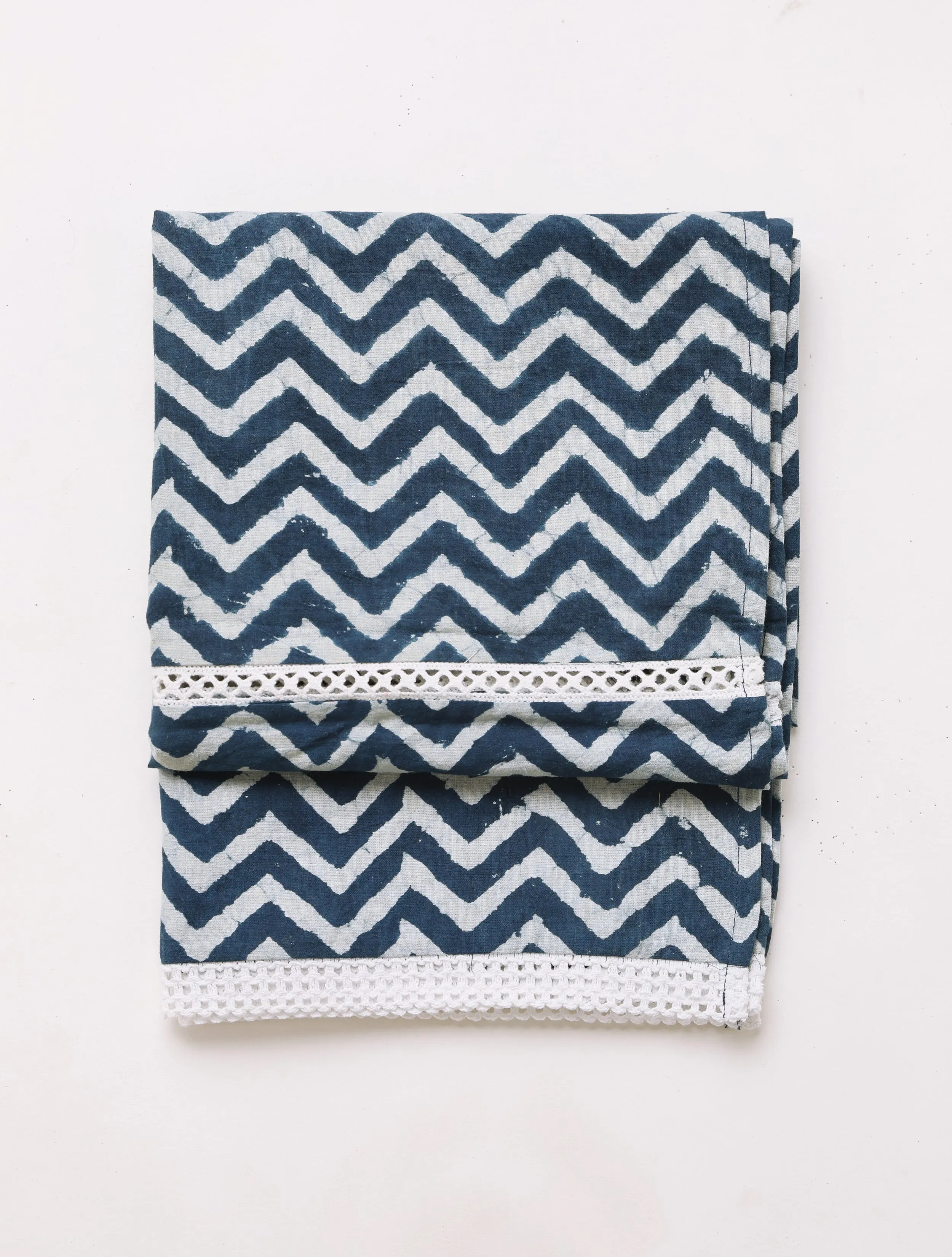 Indigo Zig-Zag Print Cotton Stole