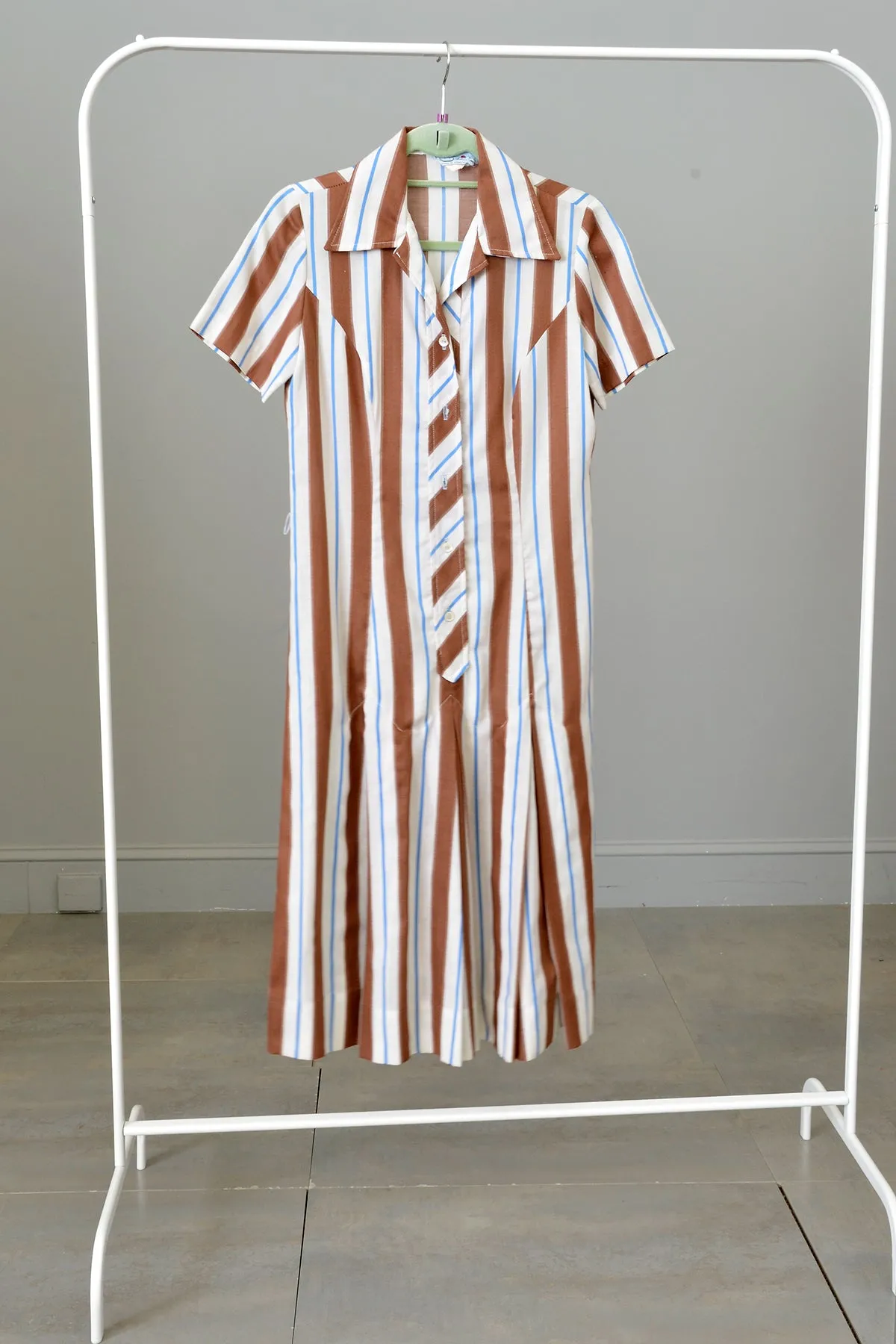 Wholesale Resale Vintage Clothing Lot - 7 Pieces | Not Perfect Some with Flaws