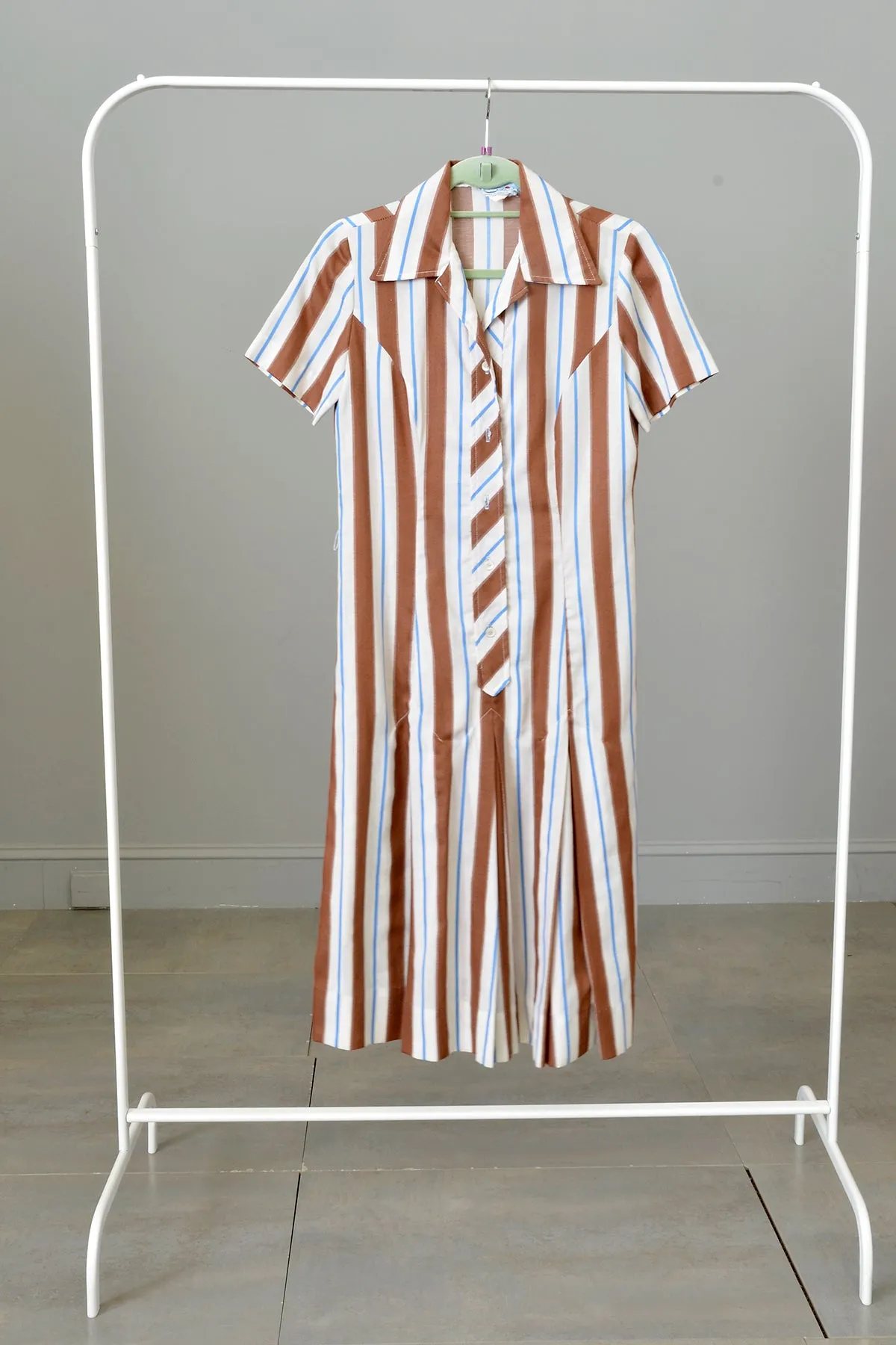 Wholesale Resale Vintage Clothing Lot - 7 Pieces | Not Perfect Some with Flaws
